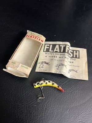 Vintage Helin Flatfish F6 White Yellow Red w/ Black Dots 2” Treble Gang + Box - Image 1