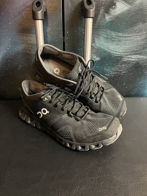 On Cloud X Swiss Engineering Womens 9 W9 Running Shoes Black EU 40.5 PWLXJ 99701 - Image 1