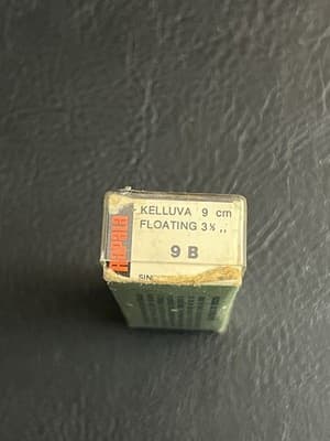 Lot of 2 VTG Rapala Kelluva Floating Minnow 9 B 3 1/2” Sininen Blue + Gold Red - Thumbnail 14