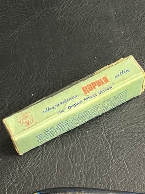 Lot of 2 VTG Rapala Kelluva Floating Minnow 9 B 3 1/2” Sininen Blue + Gold Red - Thumbnail 10