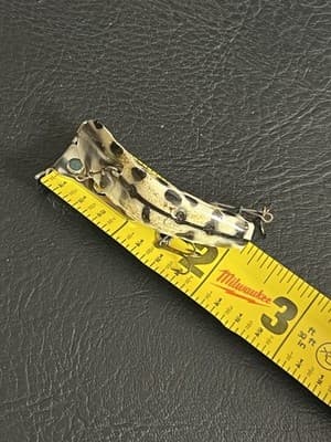 Vintage Helin Flatfish F6 White Yellow Red w/ Black Dots 2” Treble Gang + Box - Thumbnail 8