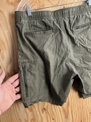 Vuori Ripstop Shorts Mens XL V370 Drawstring Elastic Waist 8" Inseam Pockets - Thumbnail 8