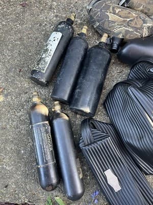 Lot Of Paintball Gear Hoppers/ Tubes/ Co2 Tanks/ Cartridge/ Grenades/ Knife/Case - Thumbnail 8