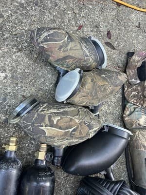 Lot Of Paintball Gear Hoppers/ Tubes/ Co2 Tanks/ Cartridge/ Grenades/ Knife/Case - Thumbnail 9