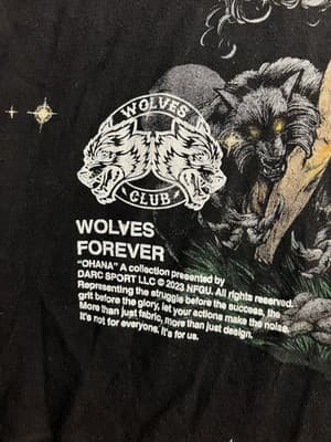 Darc Sport Shirt Mens M Wolves Forever Ohana Fierce Starry Night Woman Black - Thumbnail 3