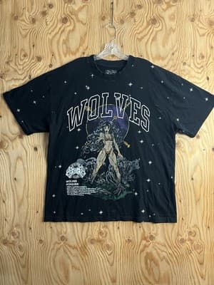 Darc Sport Shirt Mens M Wolves Forever Ohana Fierce Starry Night Woman Black - Image 1