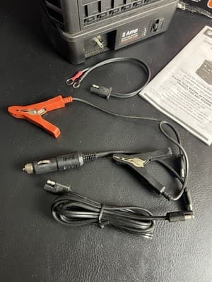 Black & Decker J752BCB 375A Jump Starter 2A Battery Charger Maintainer COMPLETE - Thumbnail 5