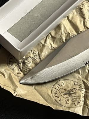 Ultra-Violet 5” Lockback Serrated Folding Pocket Knife Frost Cutlery 16-605P - Thumbnail 3