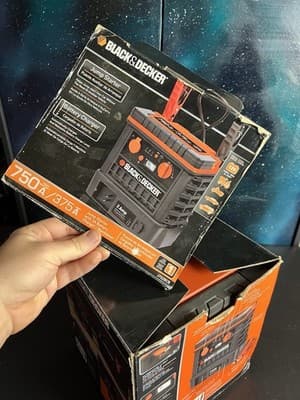 Black & Decker J752BCB 375A Jump Starter 2A Battery Charger Maintainer COMPLETE - Thumbnail 19