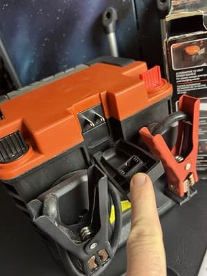 Black & Decker J752BCB 375A Jump Starter 2A Battery Charger Maintainer COMPLETE - Thumbnail 12