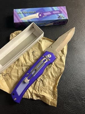Ultra-Violet 5” Lockback Serrated Folding Pocket Knife Frost Cutlery 16-605P - Thumbnail 7