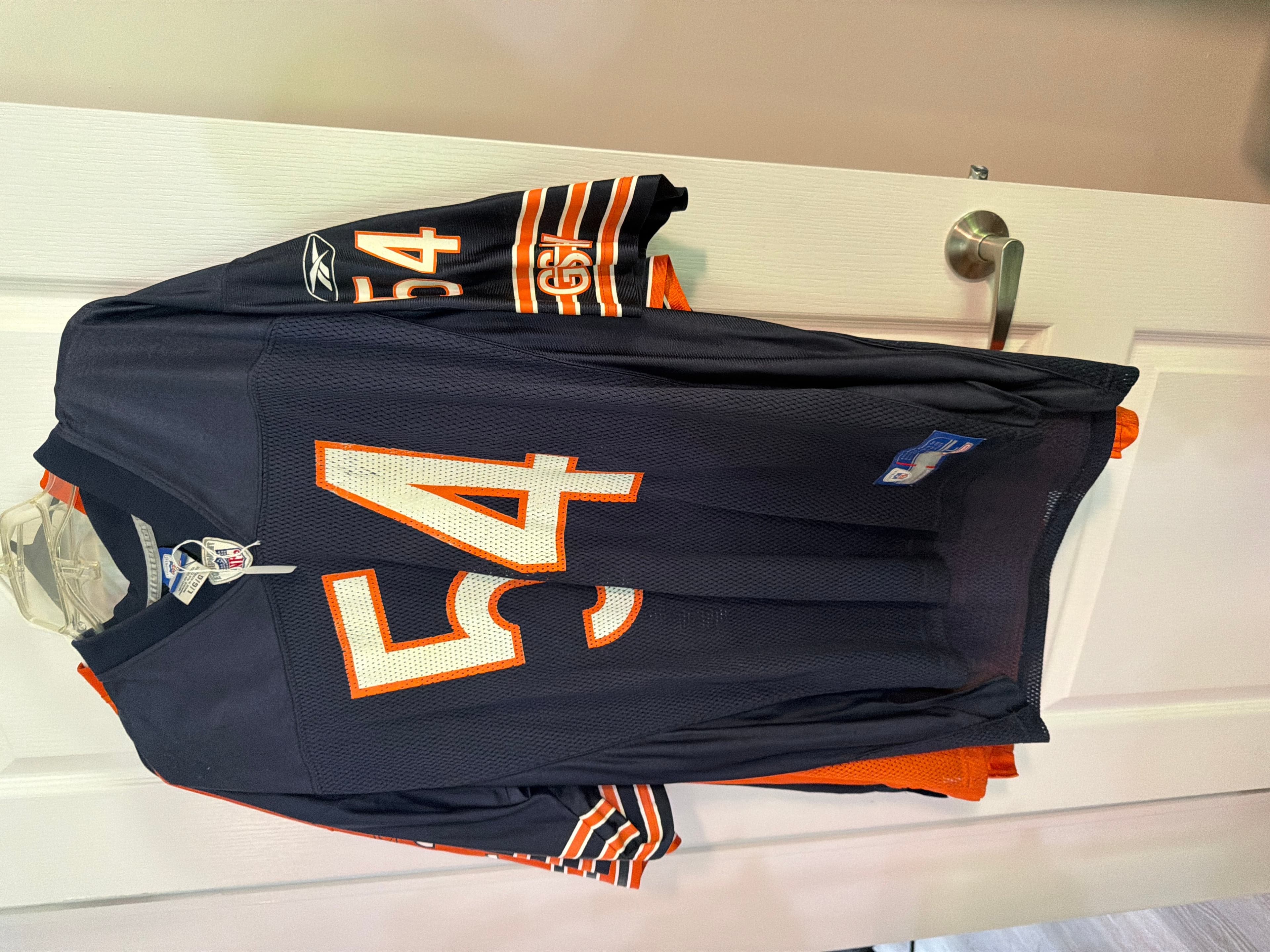 Reebok NFL Jersey #54 Chicago Bears - Image 1