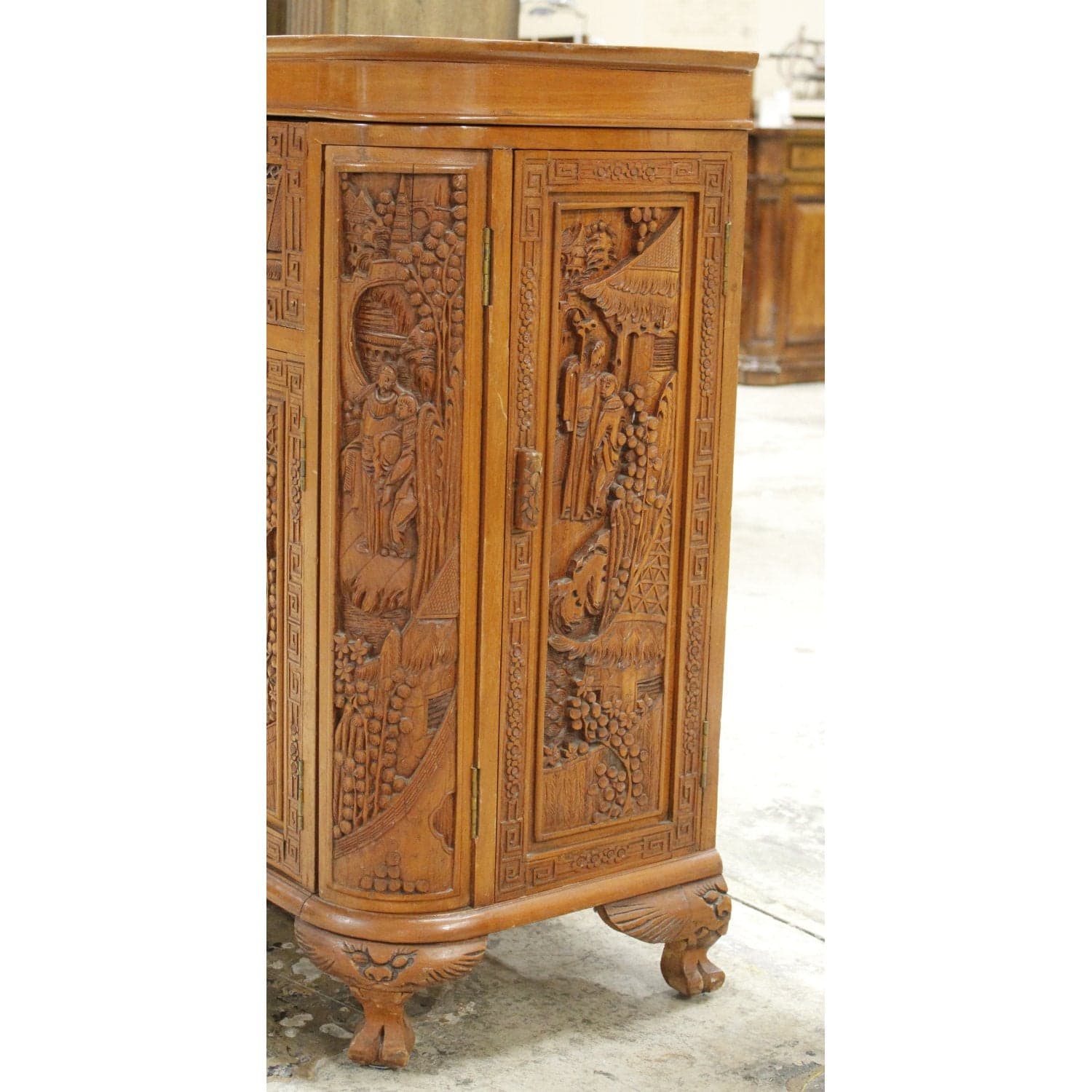 Asian Style Ornately Carved Bar Cabinet w/Elevator Lift - Thumbnail 11