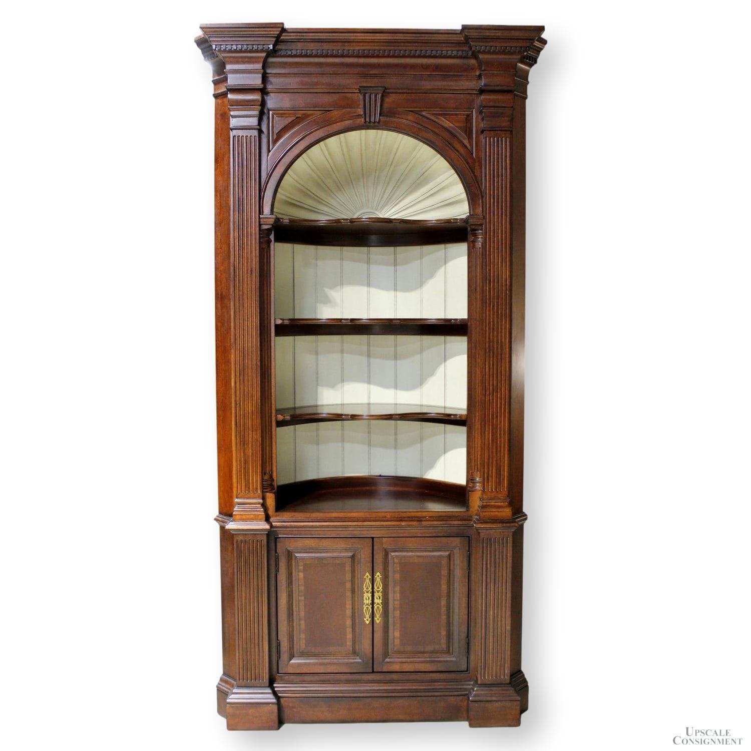 Corner Cabinet w/Shell Top - Image 1