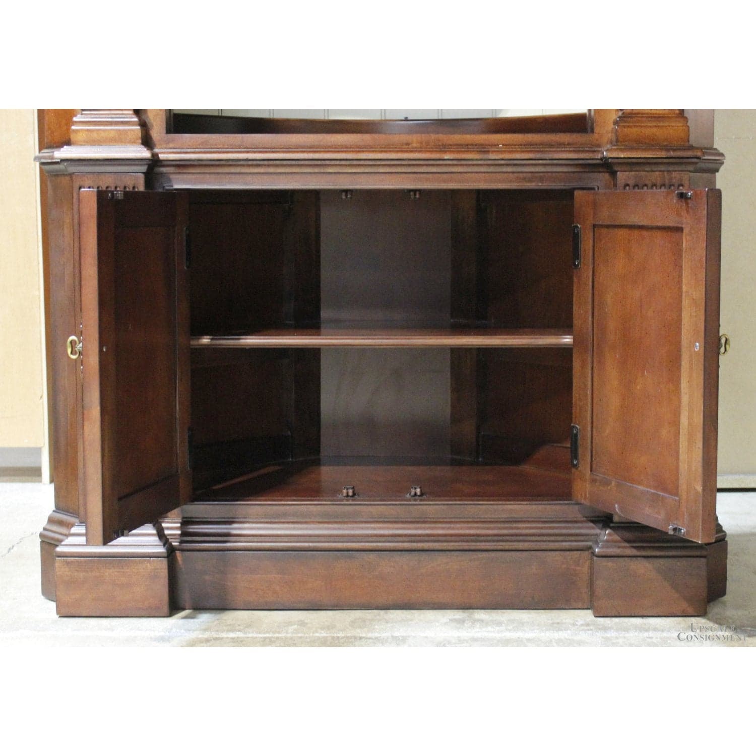 Corner Cabinet w/Shell Top - Thumbnail 6