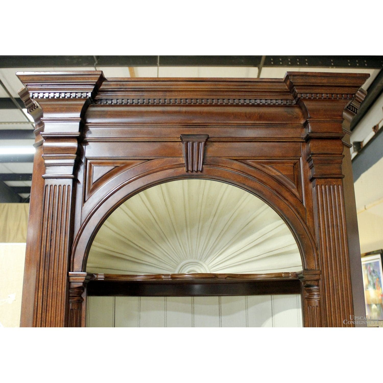 Corner Cabinet w/Shell Top - Thumbnail 2