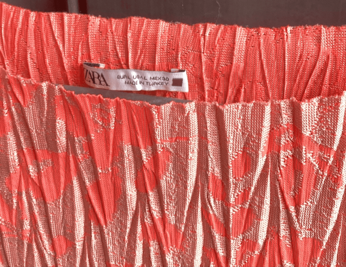 ZARA Neon Coral Plissé Two-Piece Co-ord Set Size L - Thumbnail 4