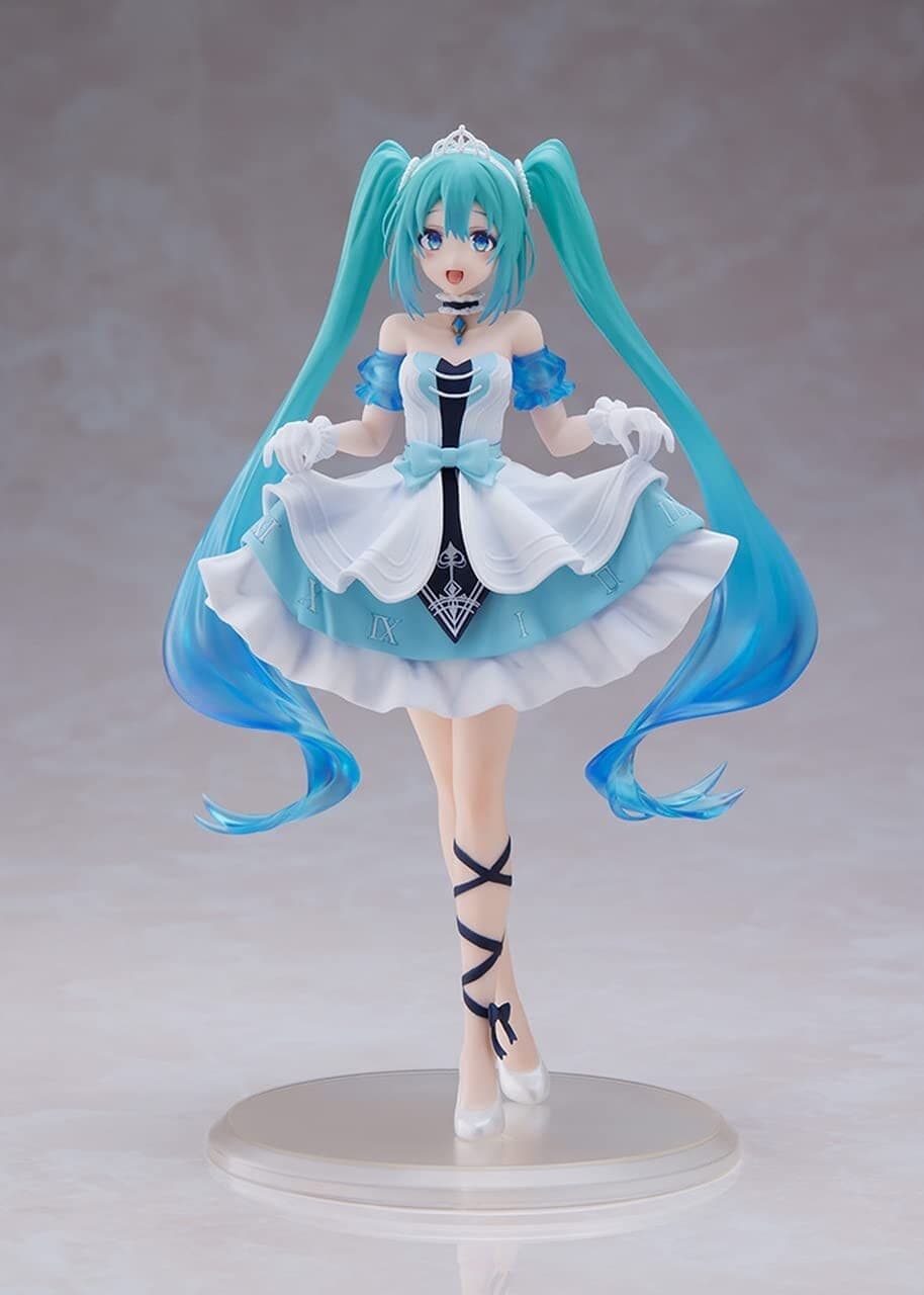 Taito Hatsune Miku Wonderland Figure ~Cinderella~ Prize Figure, Multiple Colors - Image 1