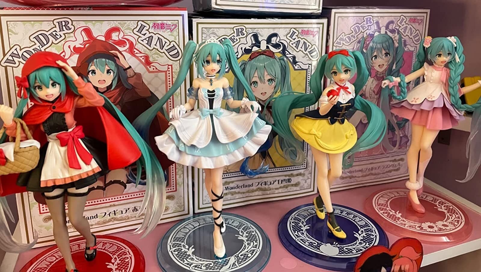 Taito Hatsune Miku Wonderland Figure ~Cinderella~ Prize Figure, Multiple Colors - Thumbnail 5