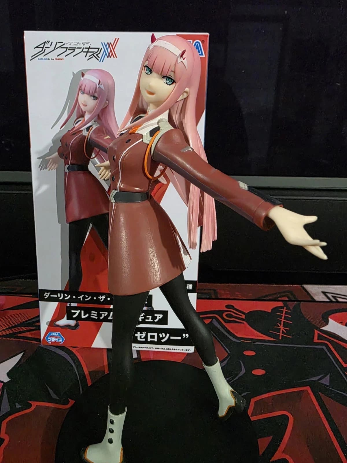Darling in the Franxx Zero Two Premium Figure - Thumbnail 4