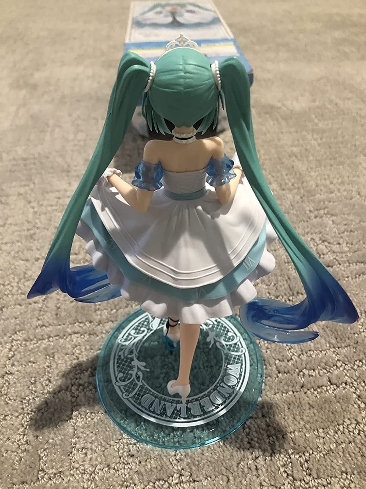 Taito Hatsune Miku Wonderland Figure ~Cinderella~ Prize Figure, Multiple Colors - Thumbnail 4