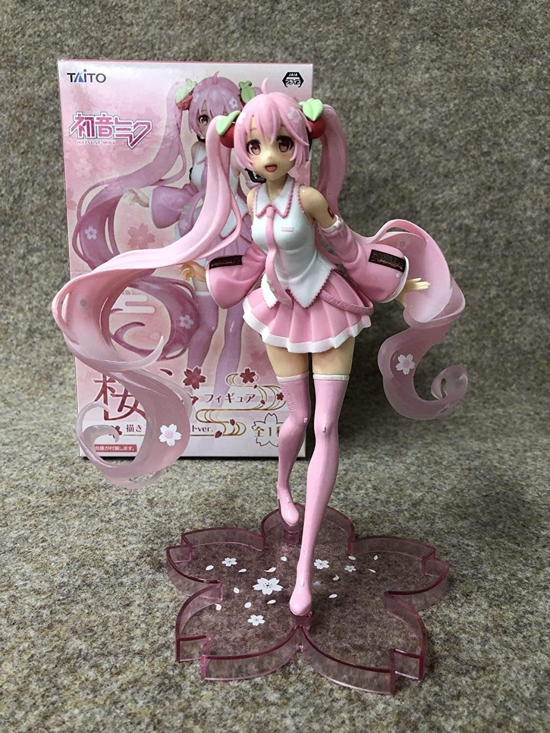 Taito 451113600 Project Diva Hatsune Miku Sakura Version Figure, 7" - Thumbnail 2