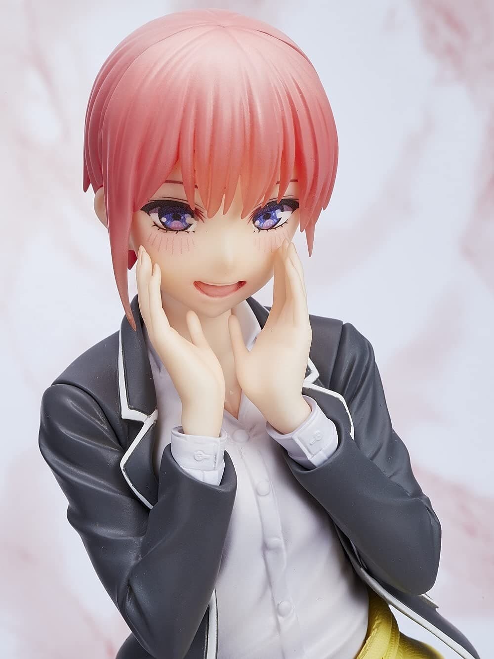 Taito The Quintessential Quintuplets Coreful Figure Nakano Ichika ~Uniform ver~ - Thumbnail 5