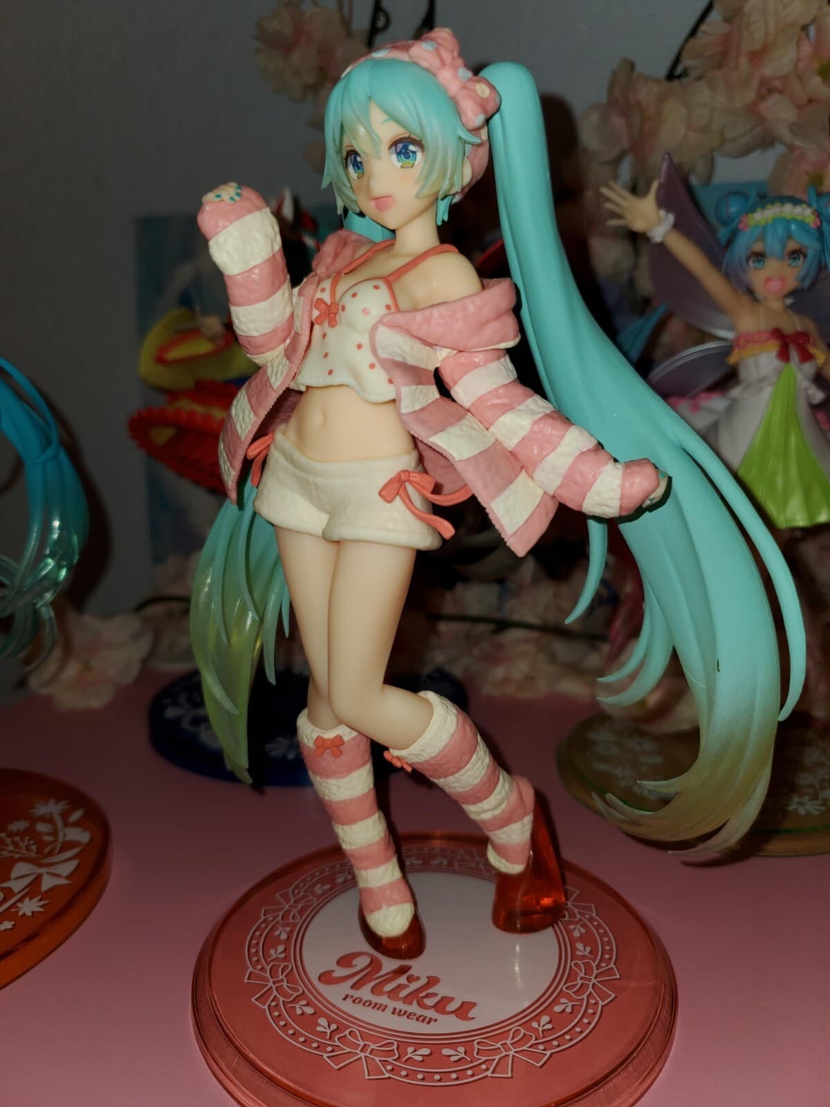 Taito Hatsune Miku Figure Room Ware Costume Limited Ver. Japan Import - Thumbnail 5