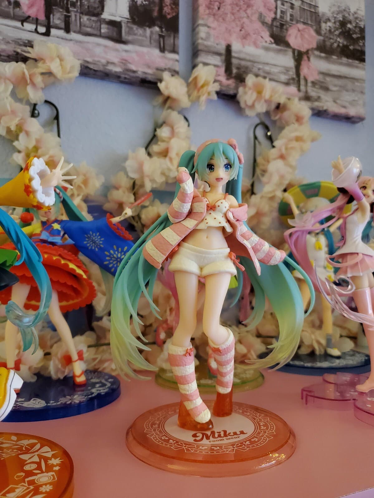 Taito Hatsune Miku Figure Room Ware Costume Limited Ver. Japan Import - Thumbnail 4