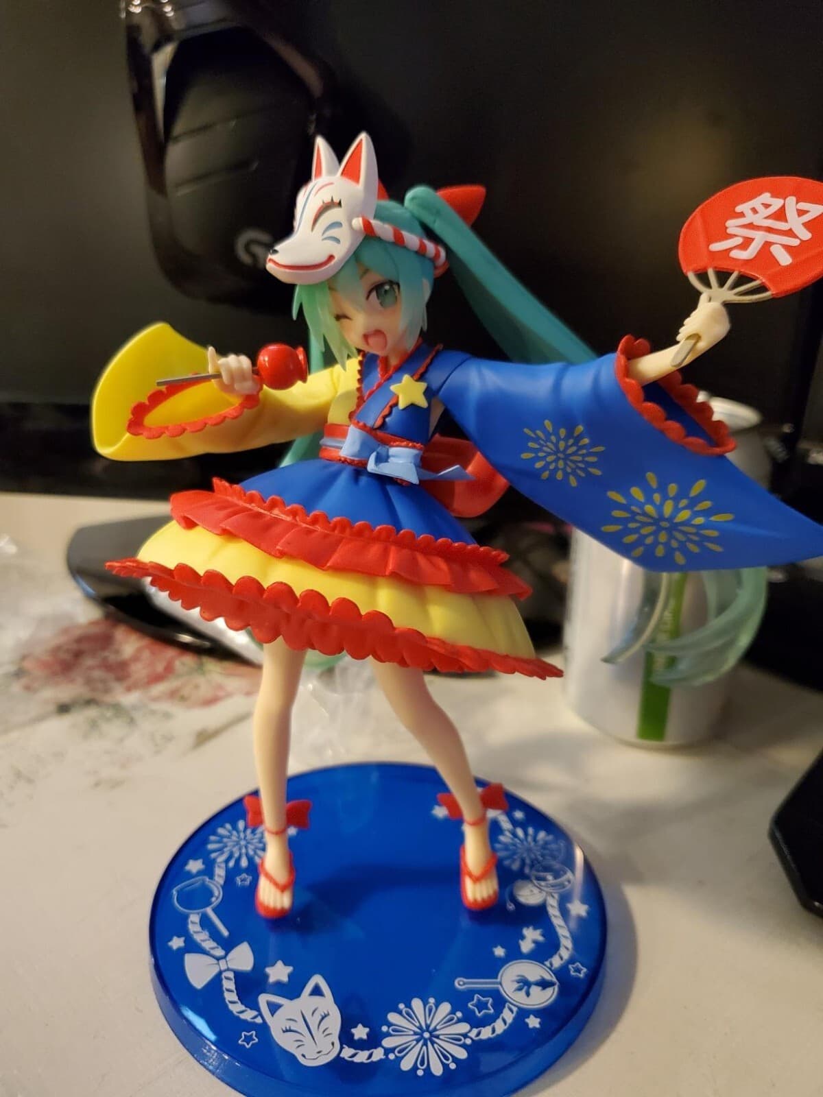 Taito 7" Hatsune Miku 2nd Season Summer Version Action Figure - Thumbnail 2