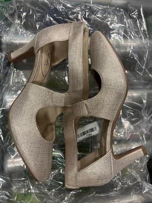 Lifestride Womens Giovanna 2 Pumps Platino, Gold, size 9 - Thumbnail 9