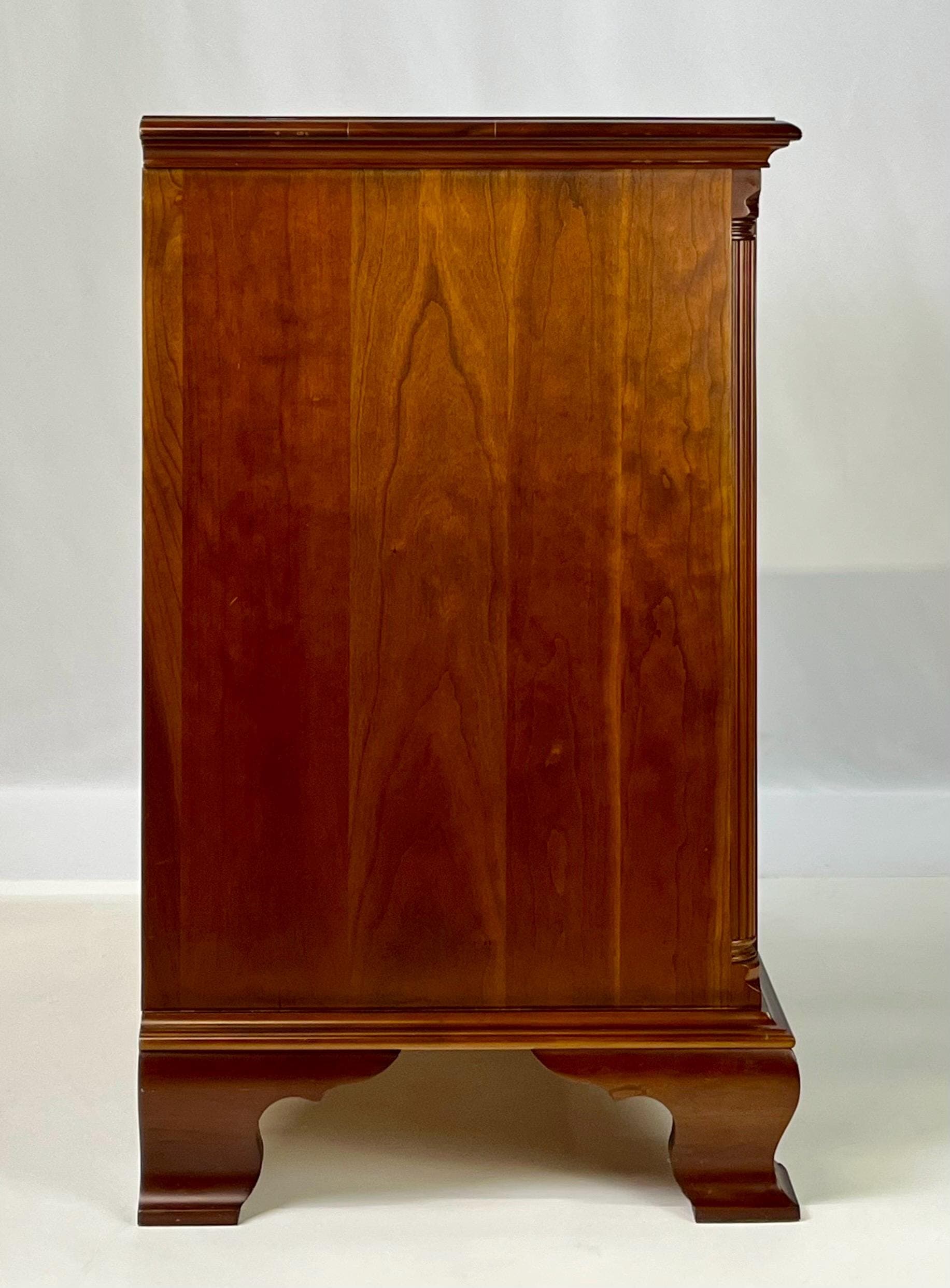 Waterford Furniture Makers Solid Cherry Bachelor’s Chest - Thumbnail 6