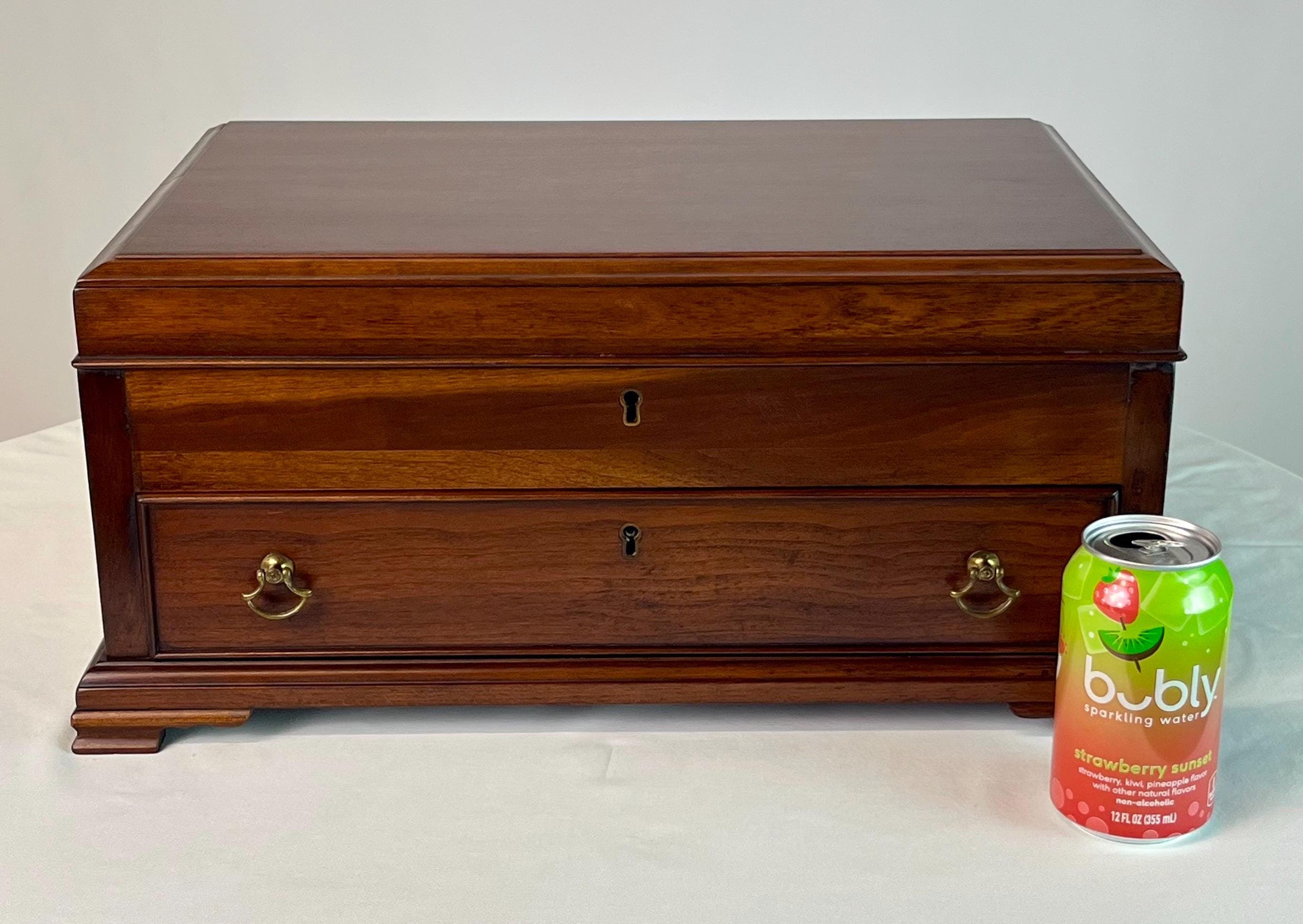 Henkel Harris Virginia Galleries Solid Wild Black Cherry Jewelry Chest - Thumbnail 18