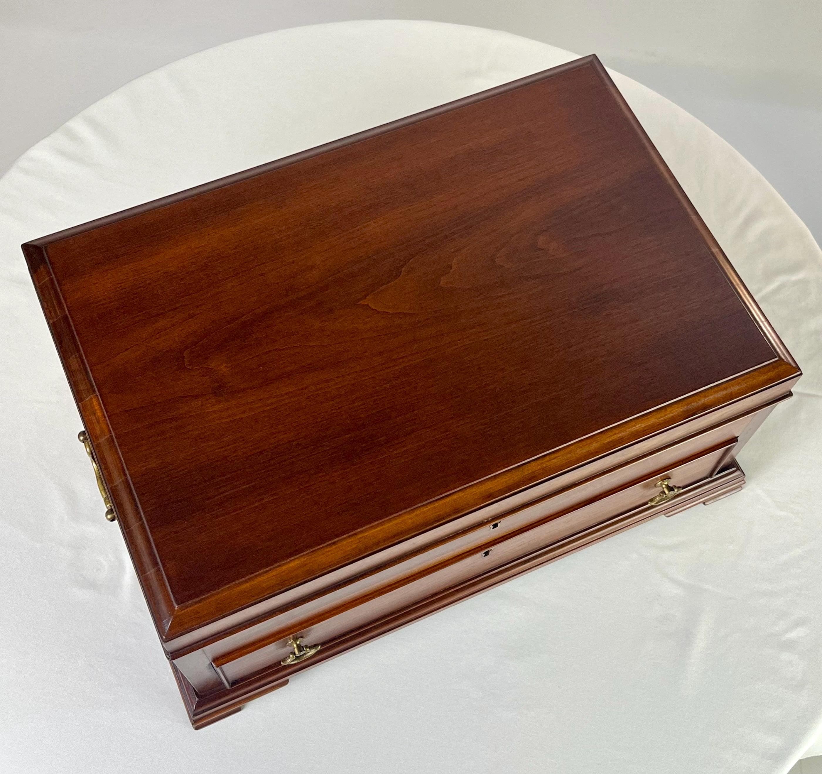 Henkel Harris Virginia Galleries Solid Wild Black Cherry Jewelry Chest - Thumbnail 4