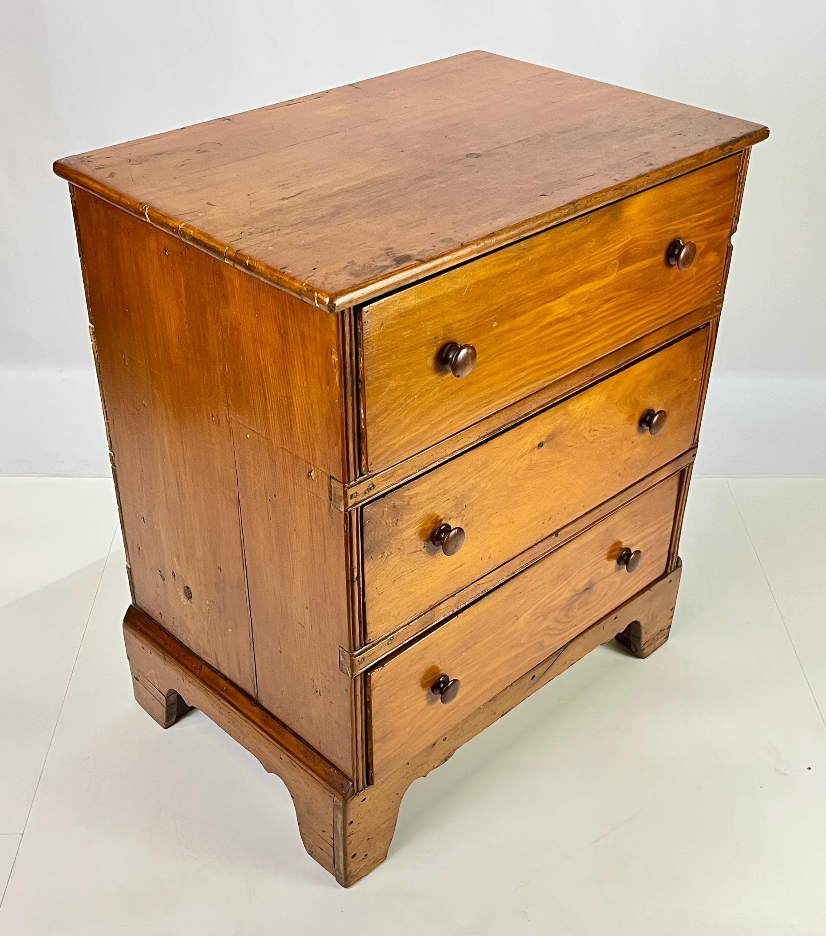 19th Century Antique Pine Three-Drawer Chest - Thumbnail 3
