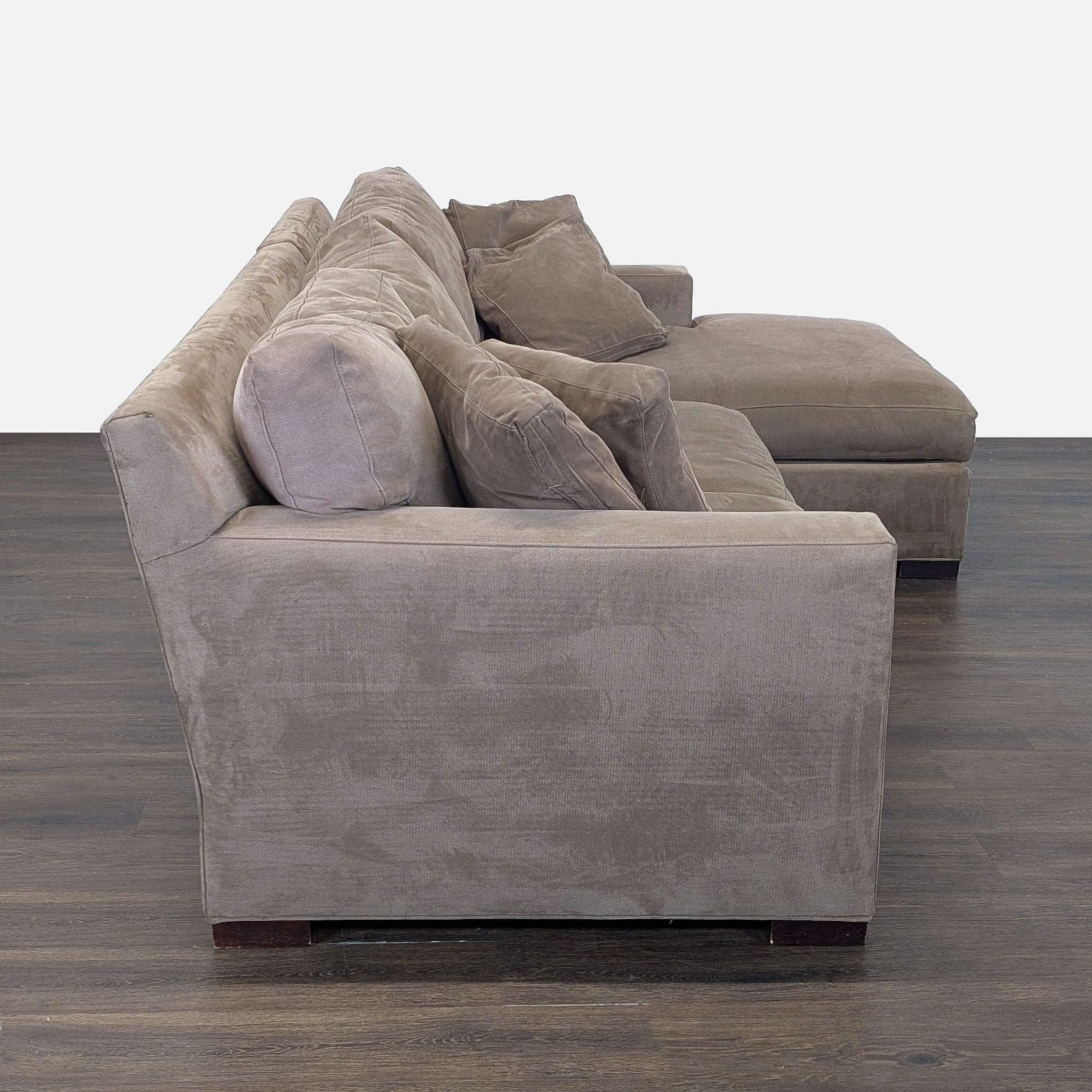 Crate & Barrel Axis Sectional Sofa with Chaise - Thumbnail 8