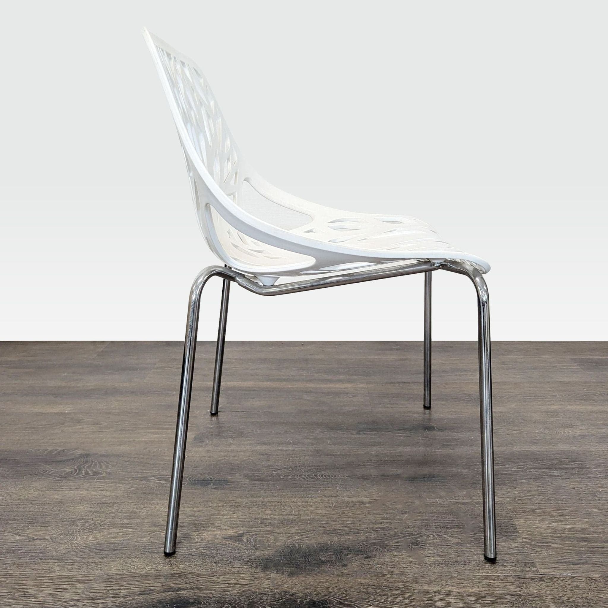 Set of 4 Modern White Tree-Pattern Dining Chairs with Metal Legs - Thumbnail 7