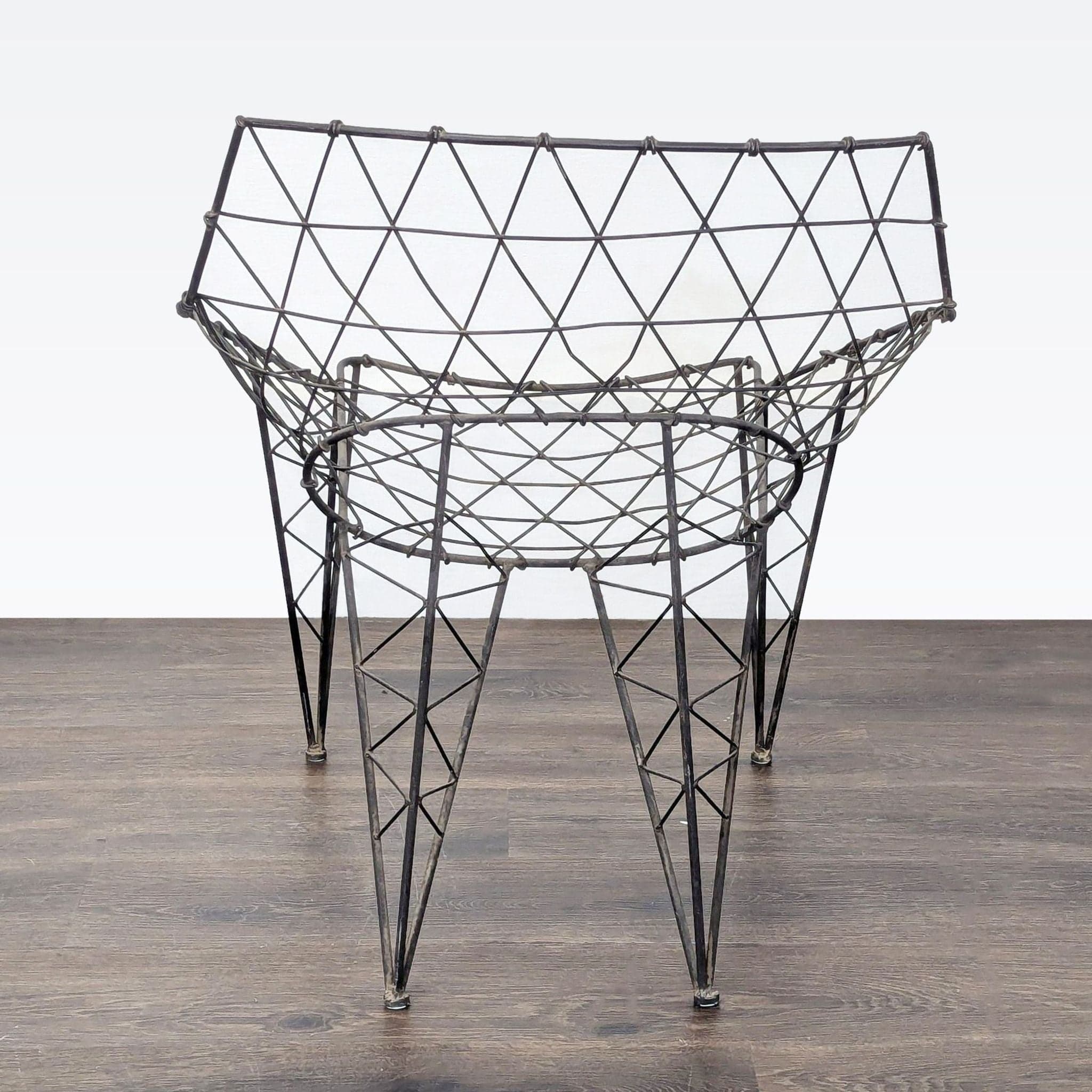Modern Geometric Wire Frame Chair for Contemporary Spaces - Thumbnail 3