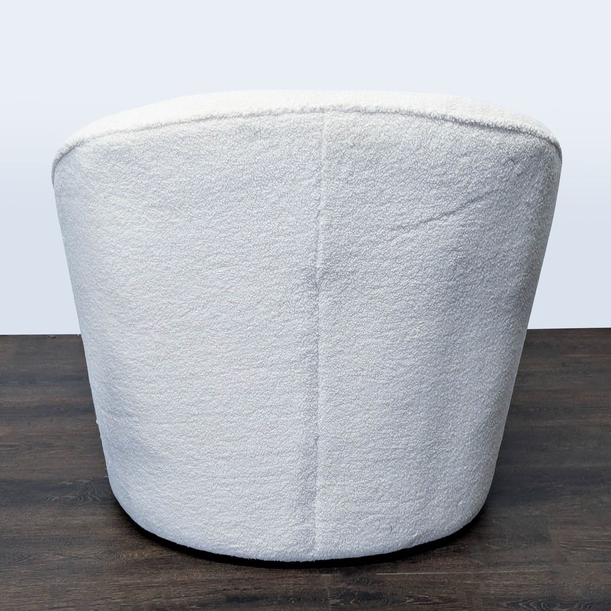 Eluxury Modern White Boucle Swivel Lounge Chair - Thumbnail 4
