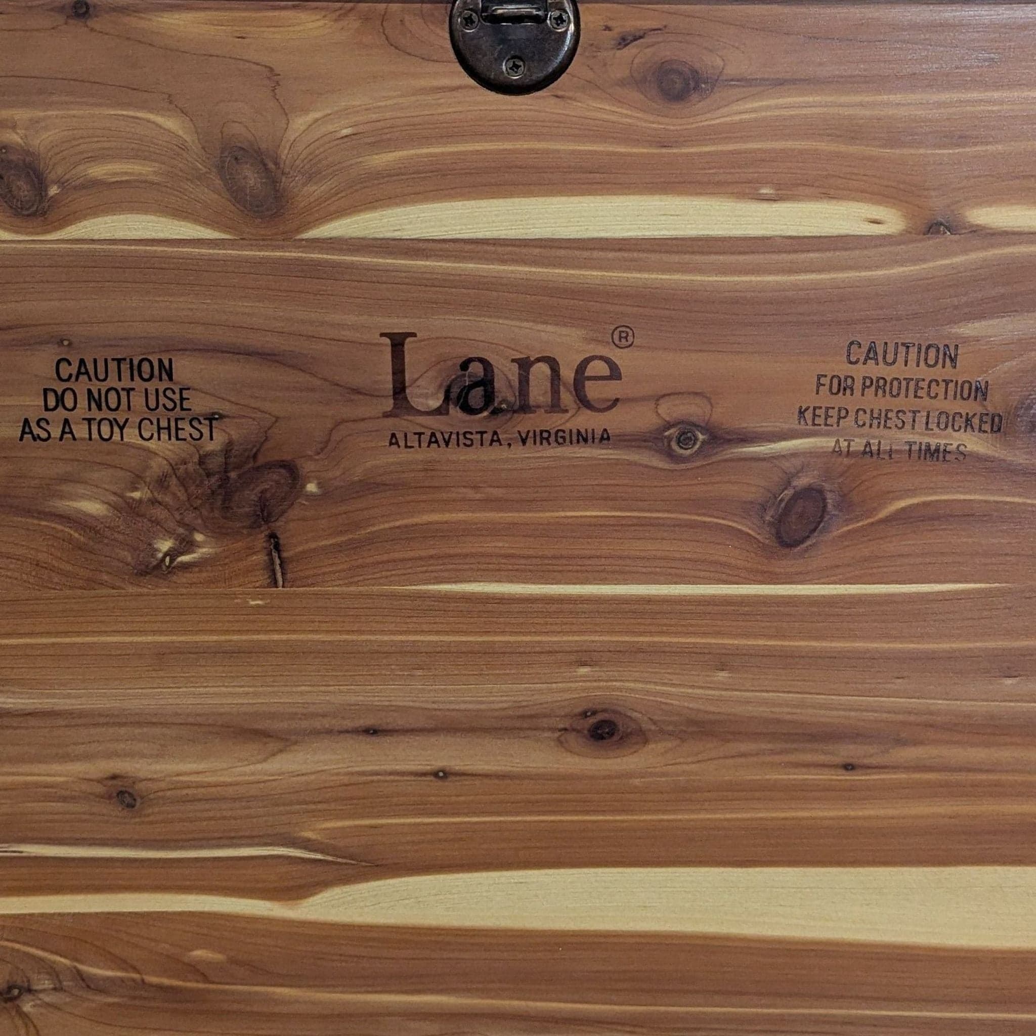 Vintage Lane Cedar Lined Trunk - Thumbnail 11