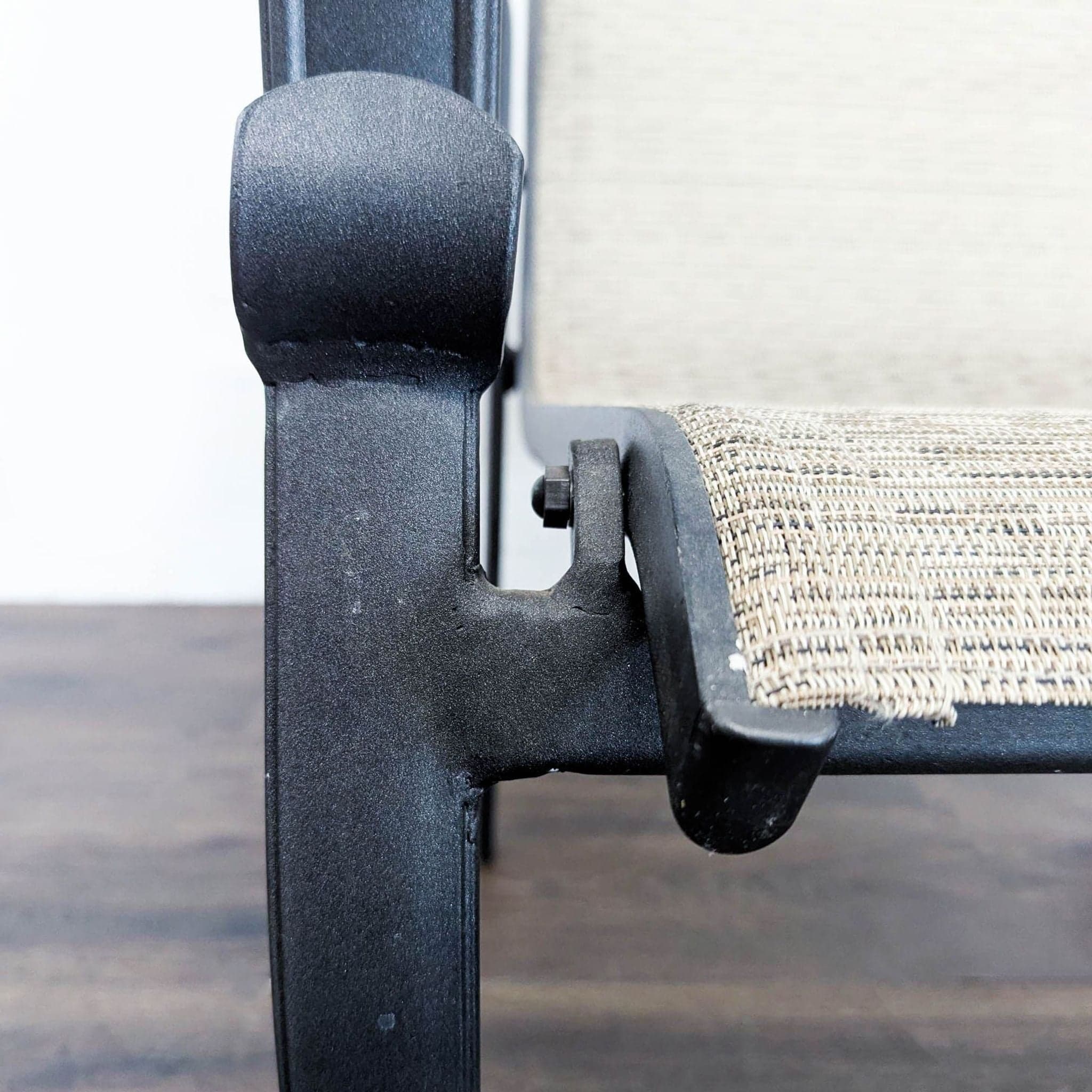 Set of 2 Outdoor Patio Chairs with Metal Frame and Mesh Seat - Thumbnail 10