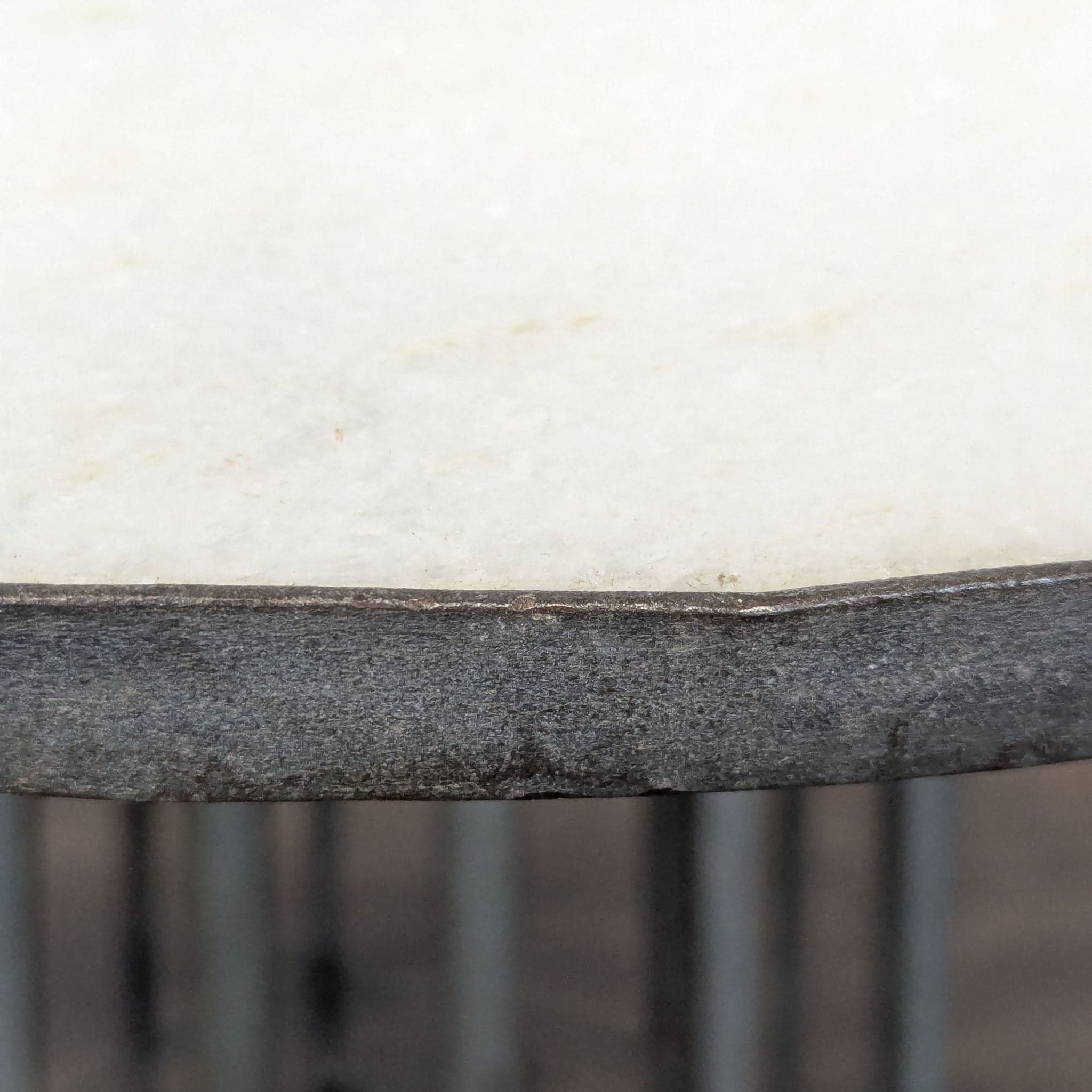 Marble Top Needle Table on Metal Base - Thumbnail 4