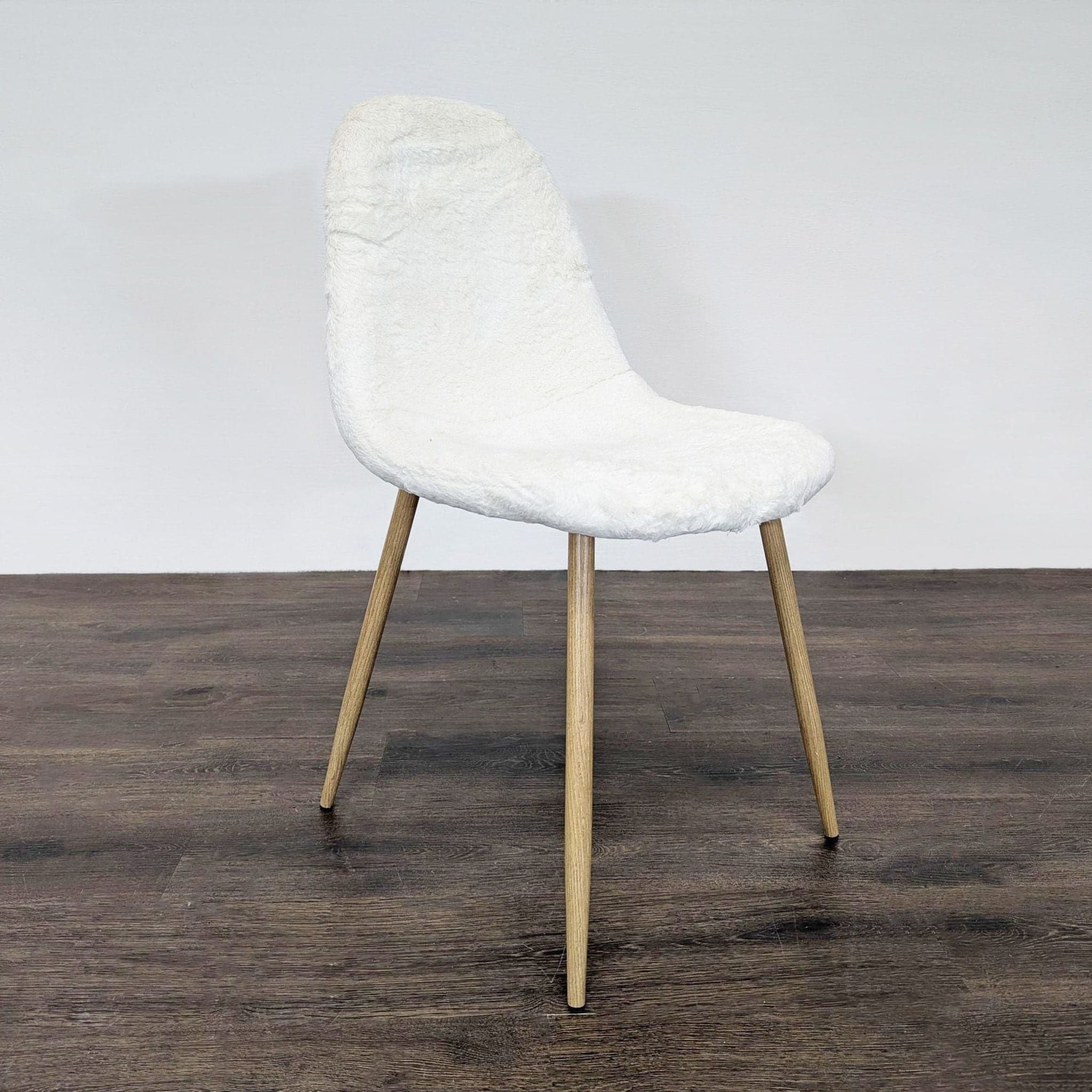 Pair of Mid-Century Modern Upholstered Dining Chairs - Thumbnail 3