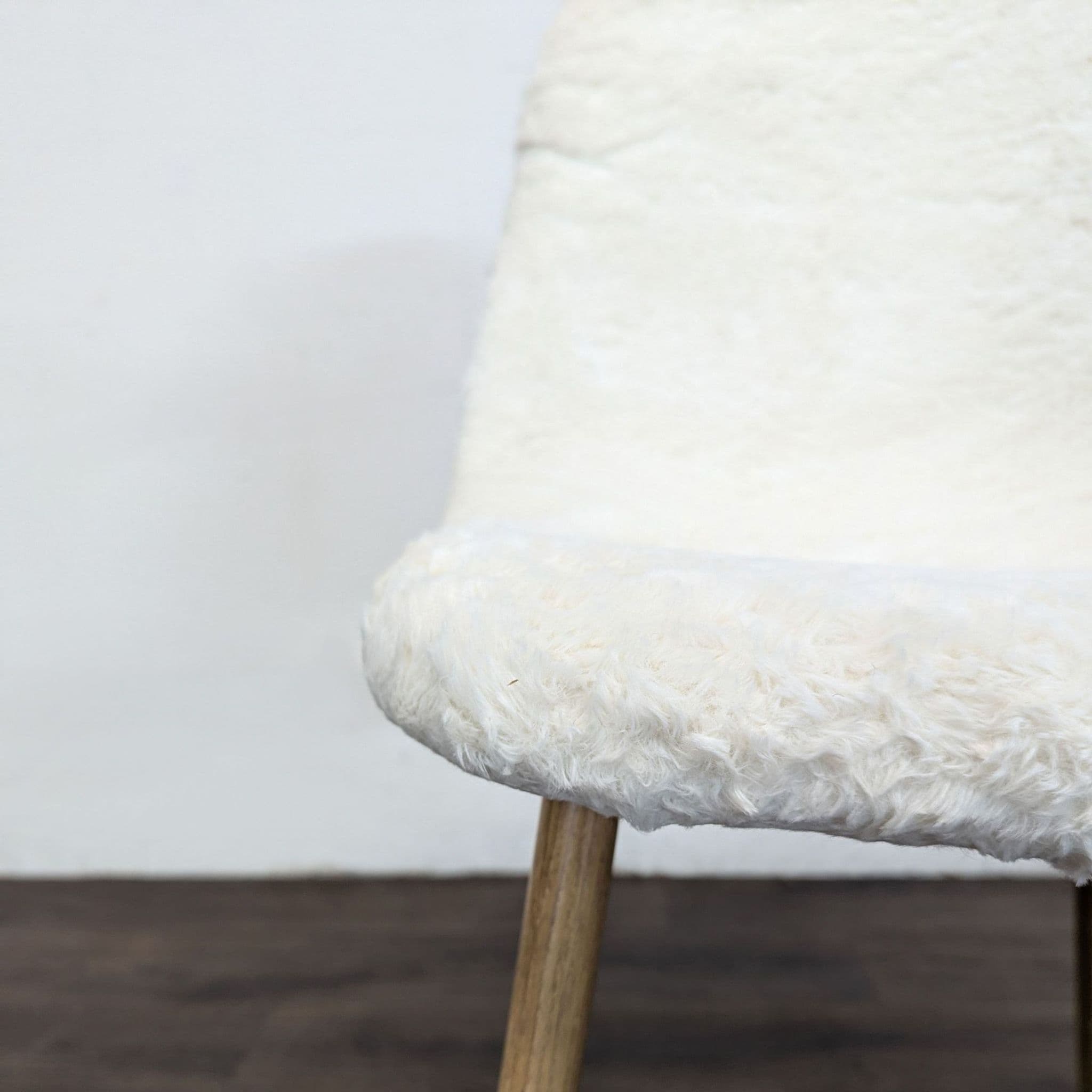 Pair of Mid-Century Modern Upholstered Dining Chairs - Thumbnail 6