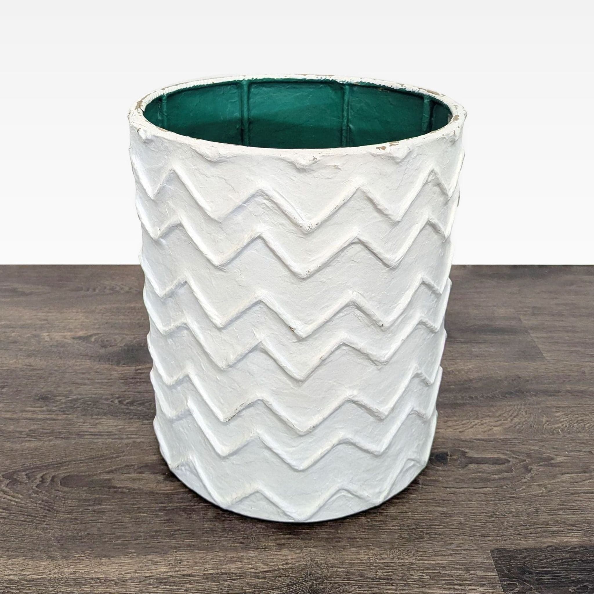 Ceramic Planter - Thumbnail 2