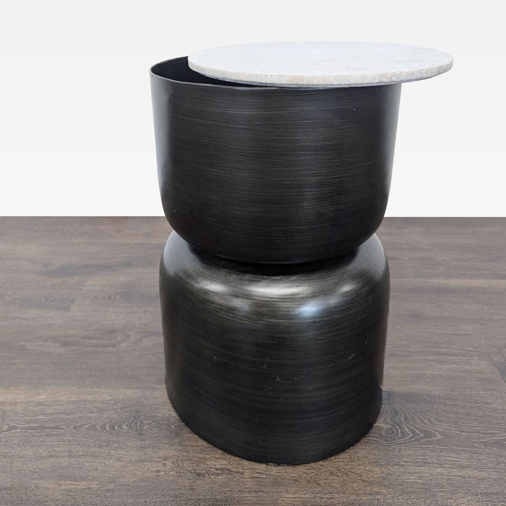 Metal Accent Table with Removable Marble Top - Thumbnail 4