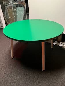 VG&P - Canteen Table XL (Green) - Default - Thumbnail 4