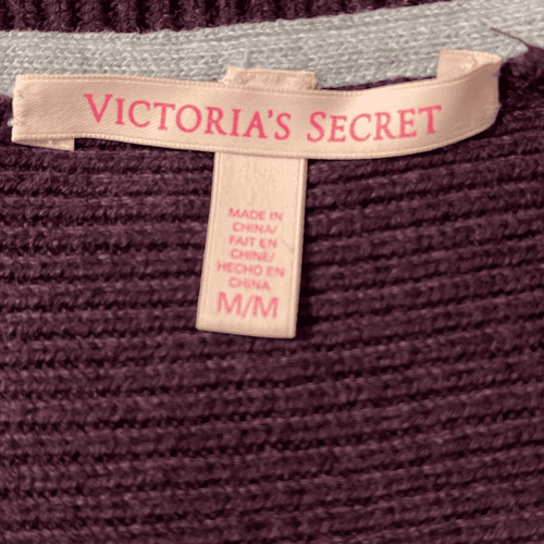 Victoria’s Secret Women’s Oversized Knit Sweater - Thumbnail 9