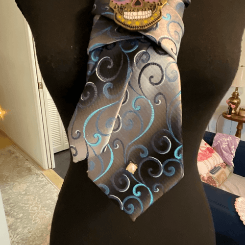 Boss Bitchin Tie Turquoise Women’s Restyled Men’s Tie W/Skull Turquoise Necklace - Thumbnail 6