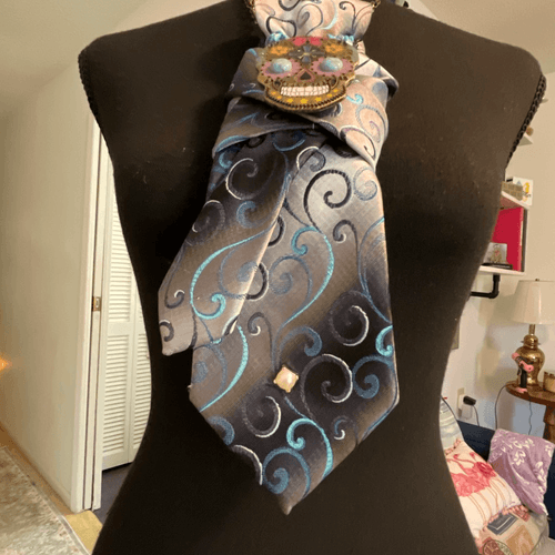 Boss Bitchin Tie Turquoise Women’s Restyled Men’s Tie W/Skull Turquoise Necklace - Thumbnail 9